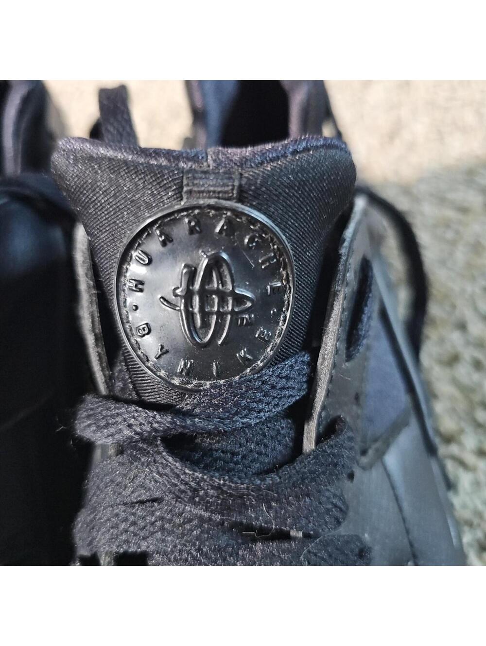 Nike Hurache 7Y Black Shoes 654275-016 - Picture 3 of 9